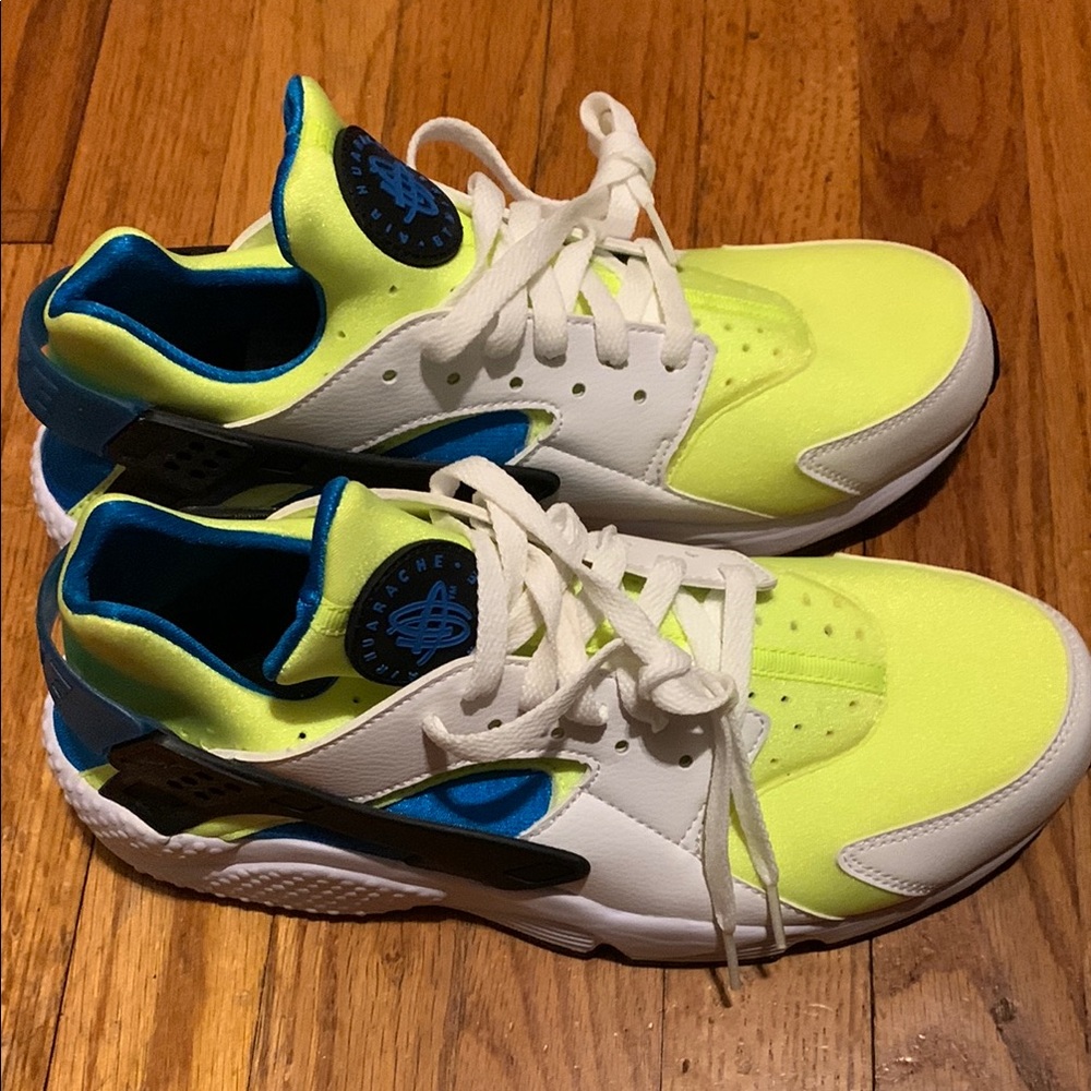 Women’s Nike Sneakers